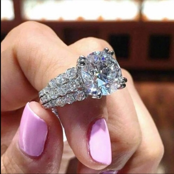 New Women’s 925 Silver Diamond Lady Women’s Ring - Picture 2 of 4